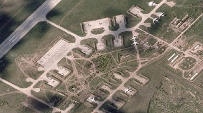 На авиабазе в Мелитополе стало больше российской техники – CNN