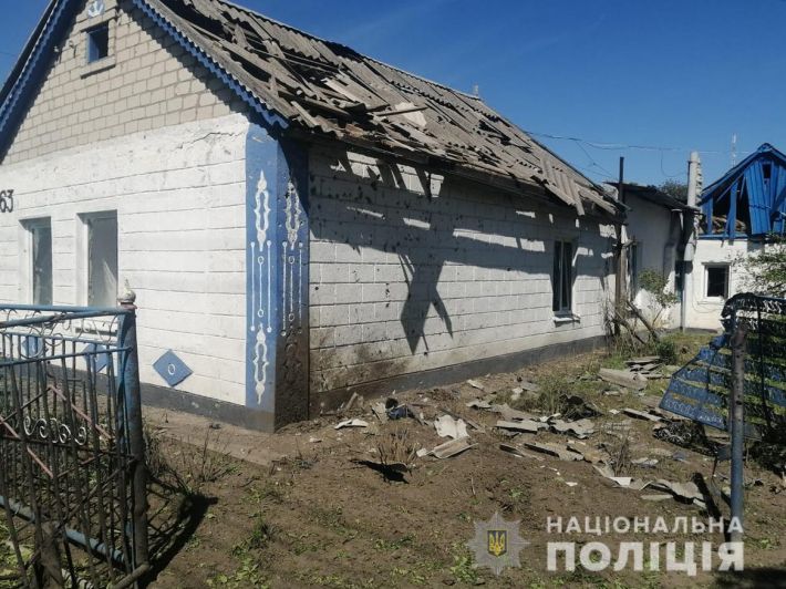 Разрушены дома и магазины: рашисты снова обстреляли Гуляйполя (фото)