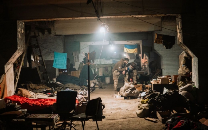 "Пока я буду в плену": военный фотограф из "Азовстали" показал фотографии украинских защитников