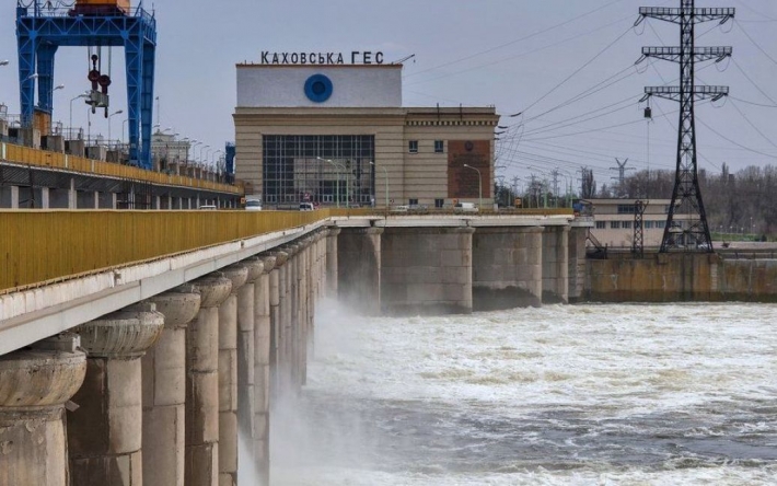 Оккупанты не дают починить агрегаты Каховской ГЭС: сбрасывают воду, есть затопления