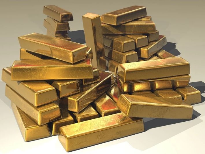 Банки РФ стремительно теряют запасы золота