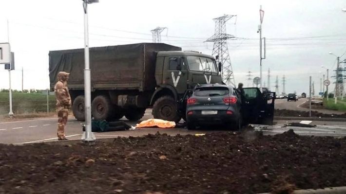 В России пьяные военные на КамАЗе раздавили легковушку: есть жертвы
