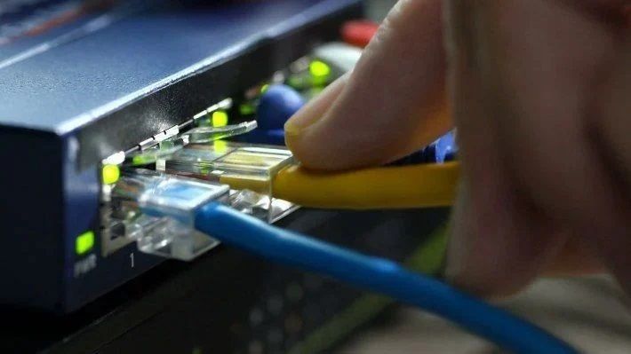 В Мелитополе снова пропала связь и интернет