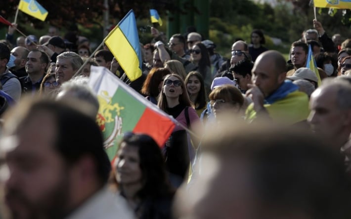 В Болгарии украинцы не хотят выселяться из приморских гостиниц: МИД предлагает решение