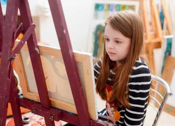 В Запорожье заработала летняя школа искусств для детей