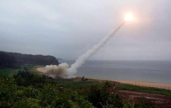 США и Южная Корея провели тестовые запуски ракет после испытаний КНДР