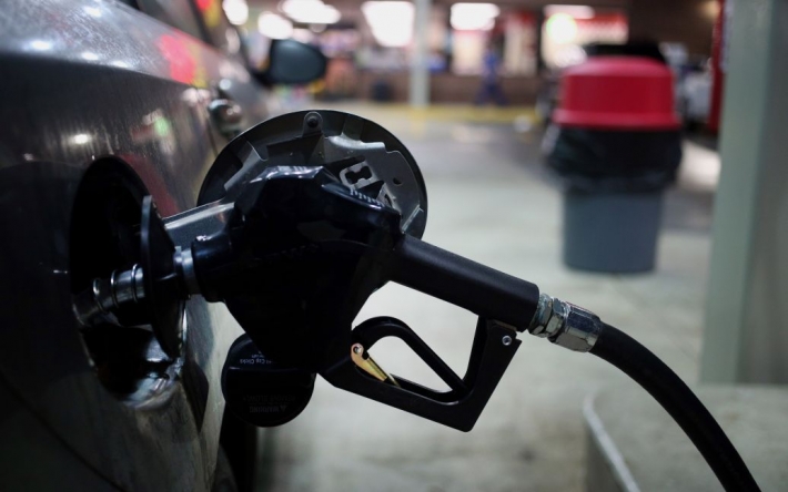 В Украине уменьшились цены на бензин и дизельное топливо в опте
