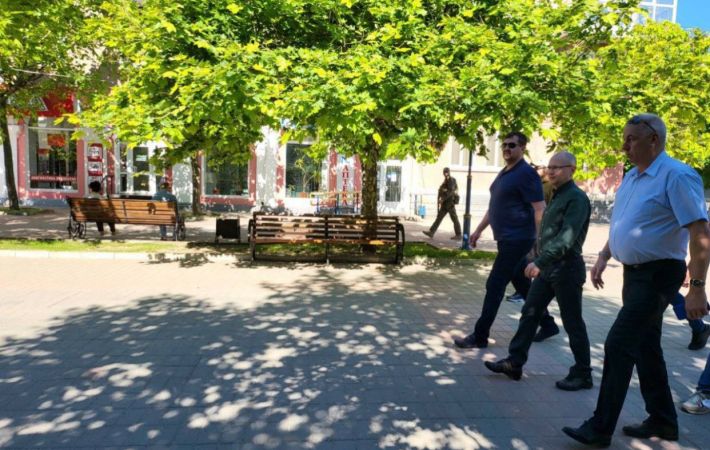 Стали известны подробности визита в Мелитополь представителя администрации президента рф (видео)