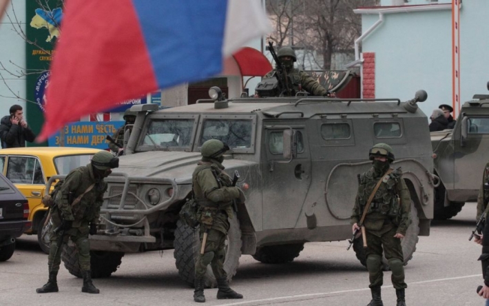 РФ переселяет военных и их семьи в оккупированный Херсон: россияне в восторге от жизни в городе