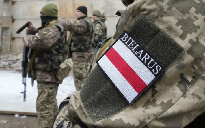 Беларусь стягивает на границу в Гомельской области спецбригады внутренних войск МВД — Генштаб