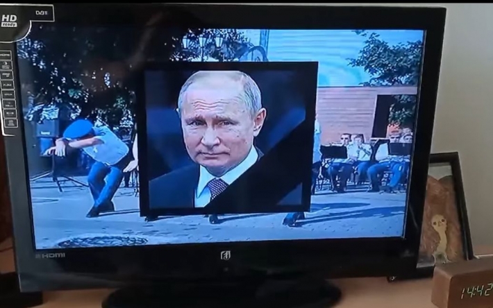 Хакеры сломали российские телеканалы и показали правду о войне: видео