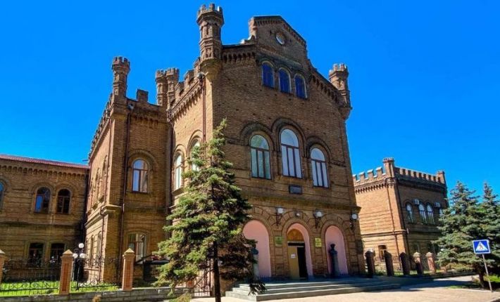 Бердянский педагогический университет будет работать в Запорожье