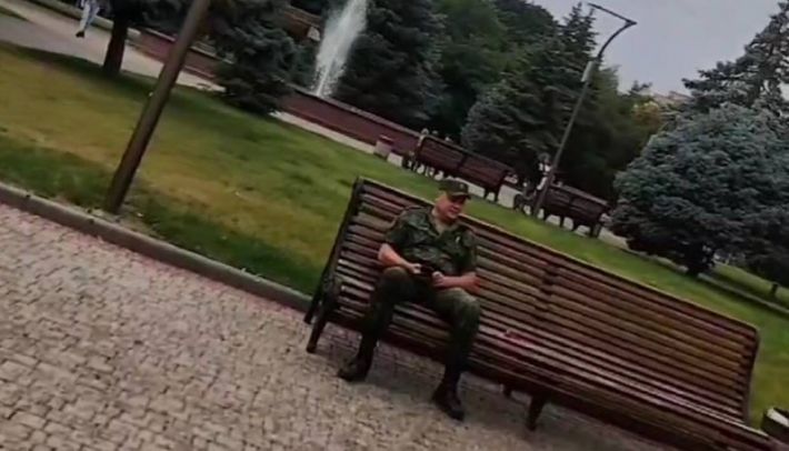 Оккупанты с Кавказа ездят в Мелитополь как на курорт (видео)