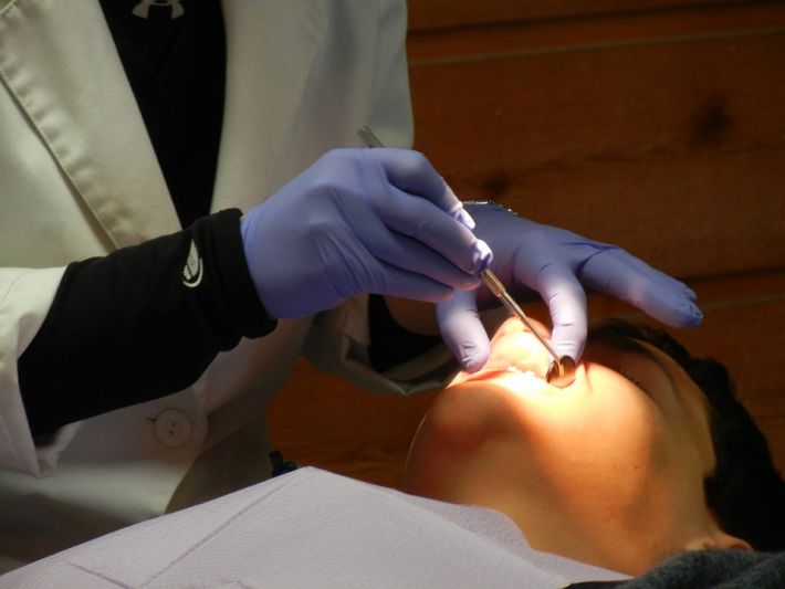 Что лечит врач-ортодонт в стоматологии?