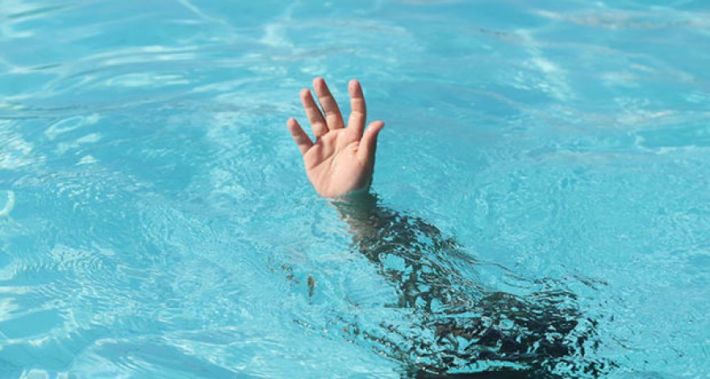 Трагедія на вечірці: в Ізраїлі чоловіка засмоктало в глибоку яму в басейні