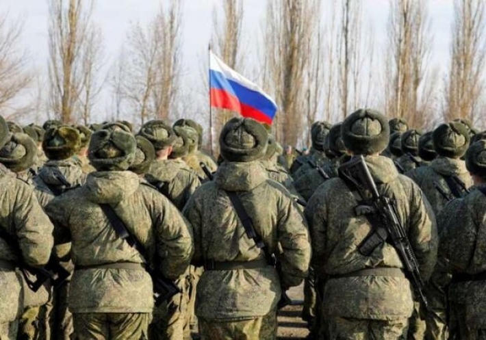 Російські військові шукають колаборантів для роботи у Запорізькій області, — українська розвідка
