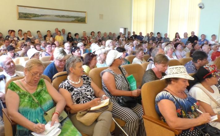 В Мелитополе объявили охоту на предателей-старших по домам (фото)