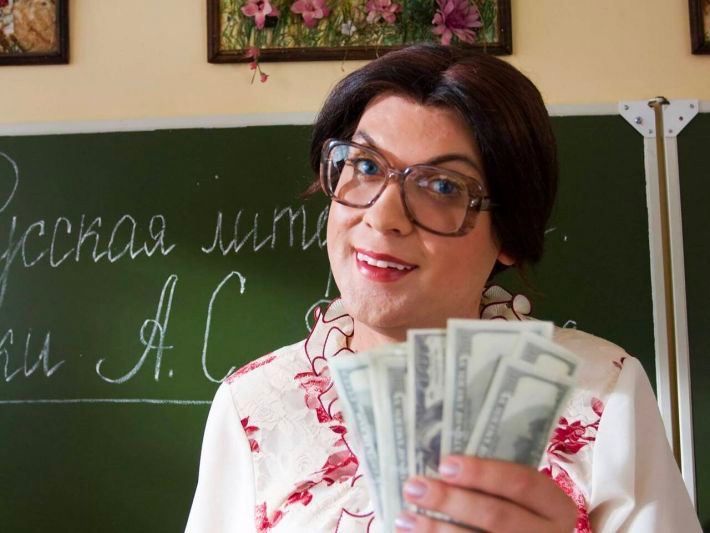 У Мелітополь везуть вчителів з Пермської області – нема кому викладати (відео)