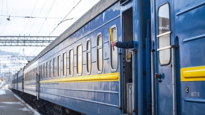 «Укрзалізниця» назначила дополнительный рейс поезда Запорожье-Киев