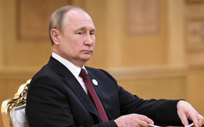 Путин надеется переждать санкции Запада и верит в свою победу — Politico