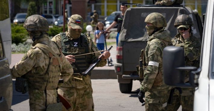 Военный эксперт рассказал, при каких условиях рашисты останутся в Мелитополе и будут строить здесь анти-Украину