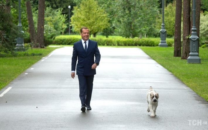 "Мозги им, конечно, засрали знатно": Дмитрий Медведев призвал европейцев свергать свои правительства