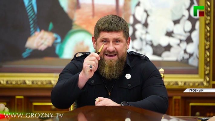 Чеченские псы Кадырова устроили в Мелитополе лекарственный беспредел