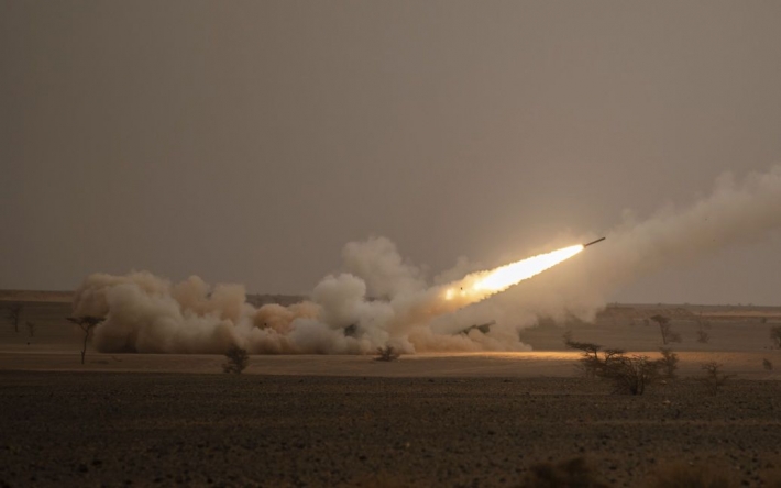 Будут воевать со всем миром?: в России заявили о серийном производстве гиперзвуковых ракет "Циркон"