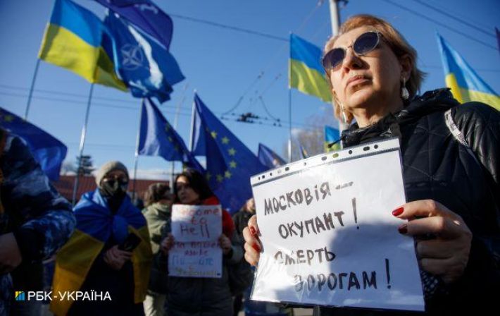 Розрив усіх стосунків та заборона на в'їзд росіянам: як українці бачать відносини з РФ