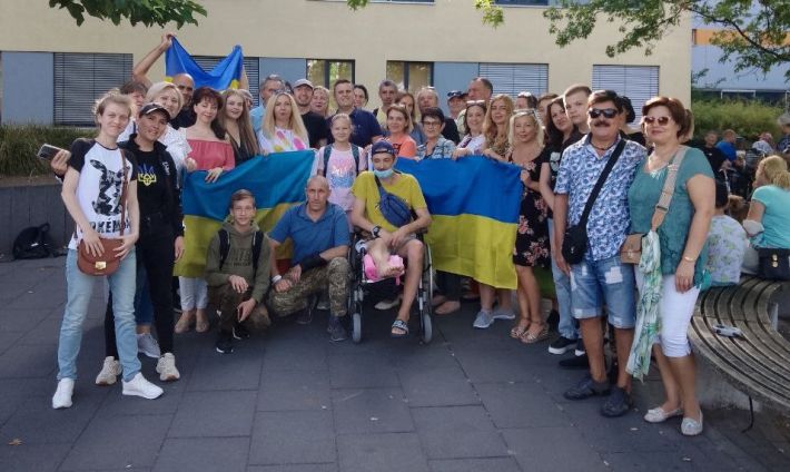 У Дюсельдорфі привітали мешканців тимчасово окупованого Мелітополя з Днем Незалежності України (фото, відео)