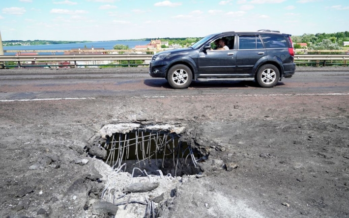 В районе Антоновского моста – взрывы и пожар
