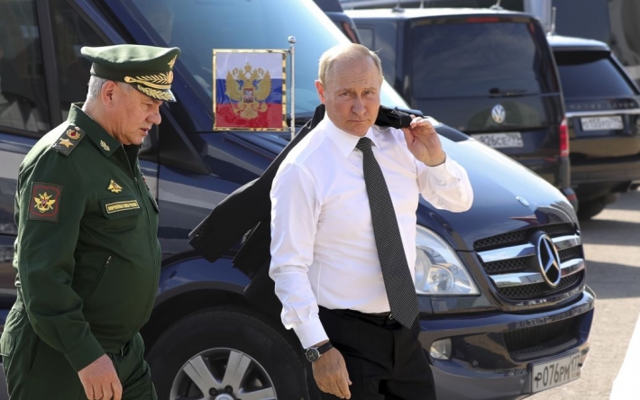Эксперт рассказал, руководит ли Путин ситуацией на фронте