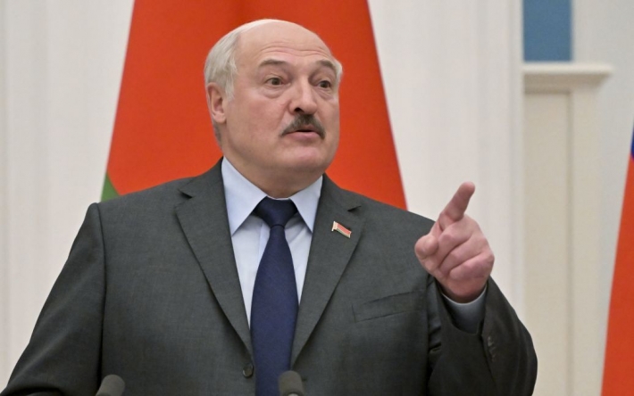 Диктатор Лукашенко назвав Шольца і Макрона 