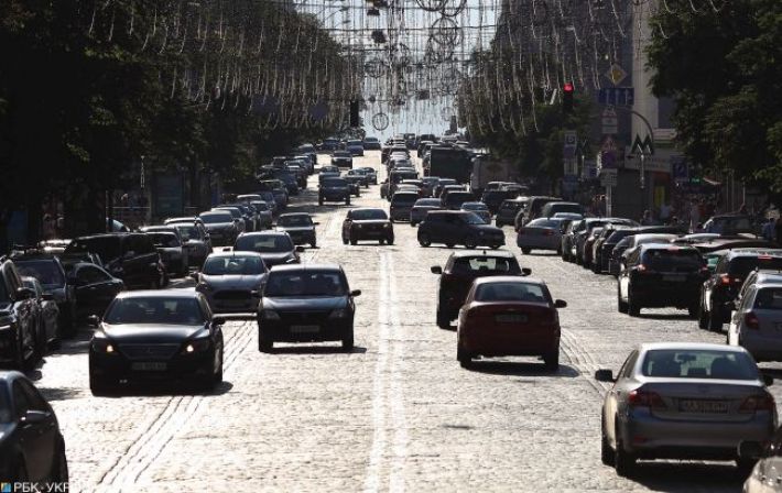 В Україні хочуть збільшити штрафи за перевищення швидкості: що відомо