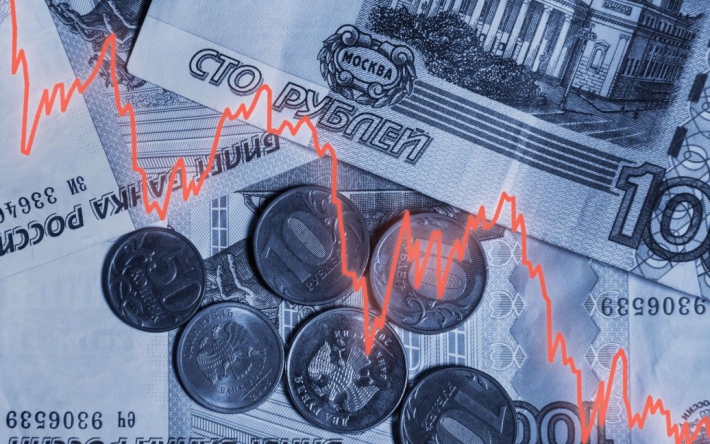 "Спад начался": аналитики рассказали, как России удается избегать экономического коллапса