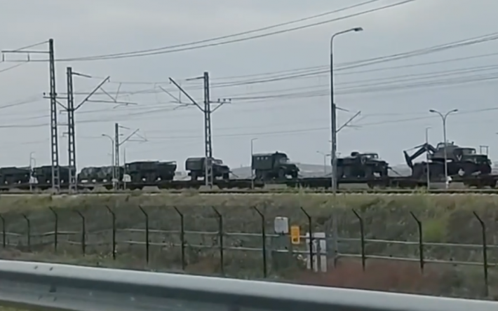 Россия отправляет в сторону Херсонской области колонны техники из Крыма – Хлань