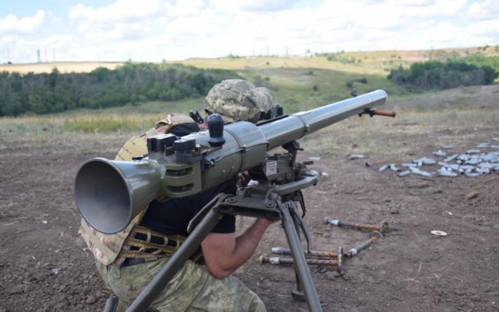 Украинские пограничники феерически уничтожили оккупантов и склад боеприпасов в Донецкой области
