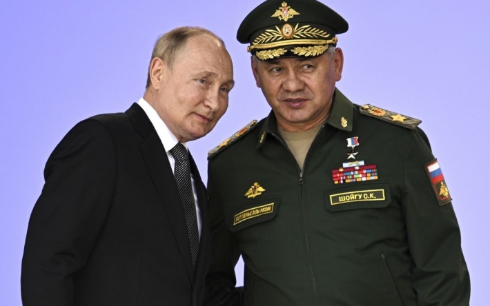 "В Кремле идет настоящая война": эксперт рассказал, кто займет место Шойгу