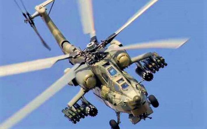 Бойцы ВСУ показали сбитый под Гуляйполем российский вертолет (фото, видео)
