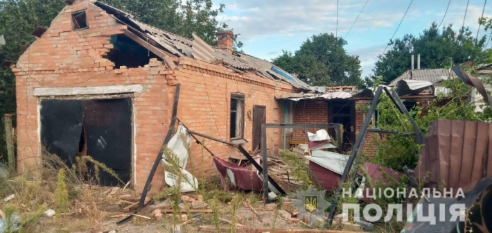 Оккупанты разрушили дома, гимназию и дом культуры в Запорожской области (фото)