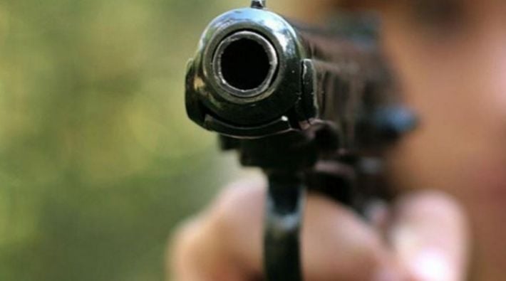 В Мелитополе сотрудница псевдо-полиции в пьяном дурмане открыла стрельбу из табельного оружия