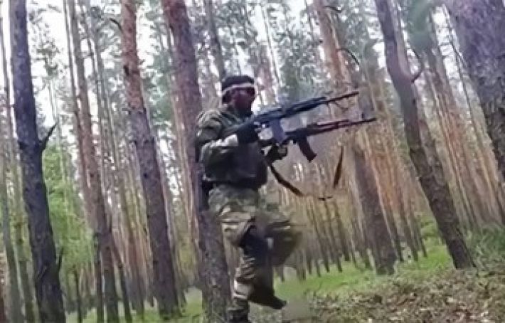 Конкуренты тик-токеров Кадырова - Оккупанты уже создали в Мелитополе "ополчение" (видео)