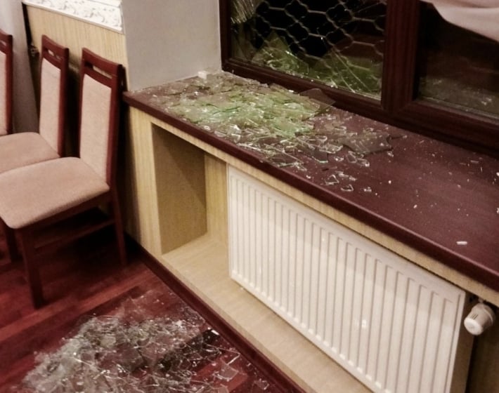 В Запорожье из-за ночных обстрелов пострадало здание епархии УПЦ (фото)
