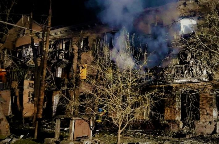 Российские оккупанты признались в обстрелах жилых домов в Запорожье - требуют бомбить город дальше (фото)