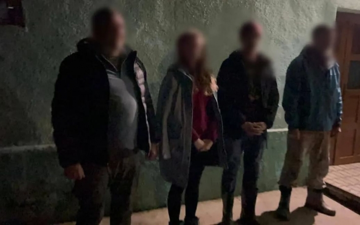 Пограничники задержали 7 мужчин и одну женщину из Харьковщины, которые хотели незаконно пересечь границу