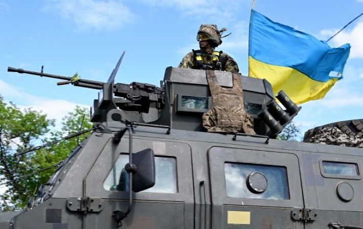 ВСУ подняли украинский флаг в освобожденном Купянске-Узловом (видео)