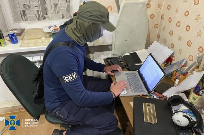 СБУ викрила агентуру рф, яка збирала розвіддані про фортифікаційні укріплення поблизу Запоріжжя