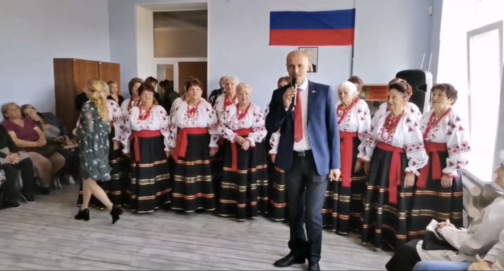 Телезвезда из Мелитопольского района пообещал пенсионерам золотые горы (фото)