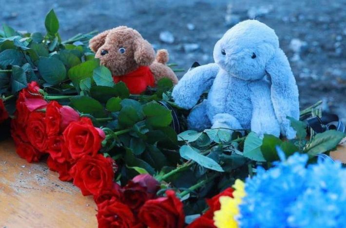 В Запорожье почтили память погибших в теракте 30 сентября (фото)