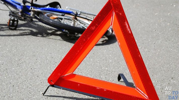 В Мелитополе велосипедист угодил под колеса авто